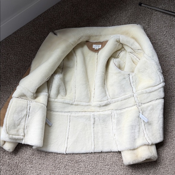 LOFT Faux Fur and Suede like Fabric Cream and Tan Jacket. Size 12 Soft Warm - Picture 6 of 13